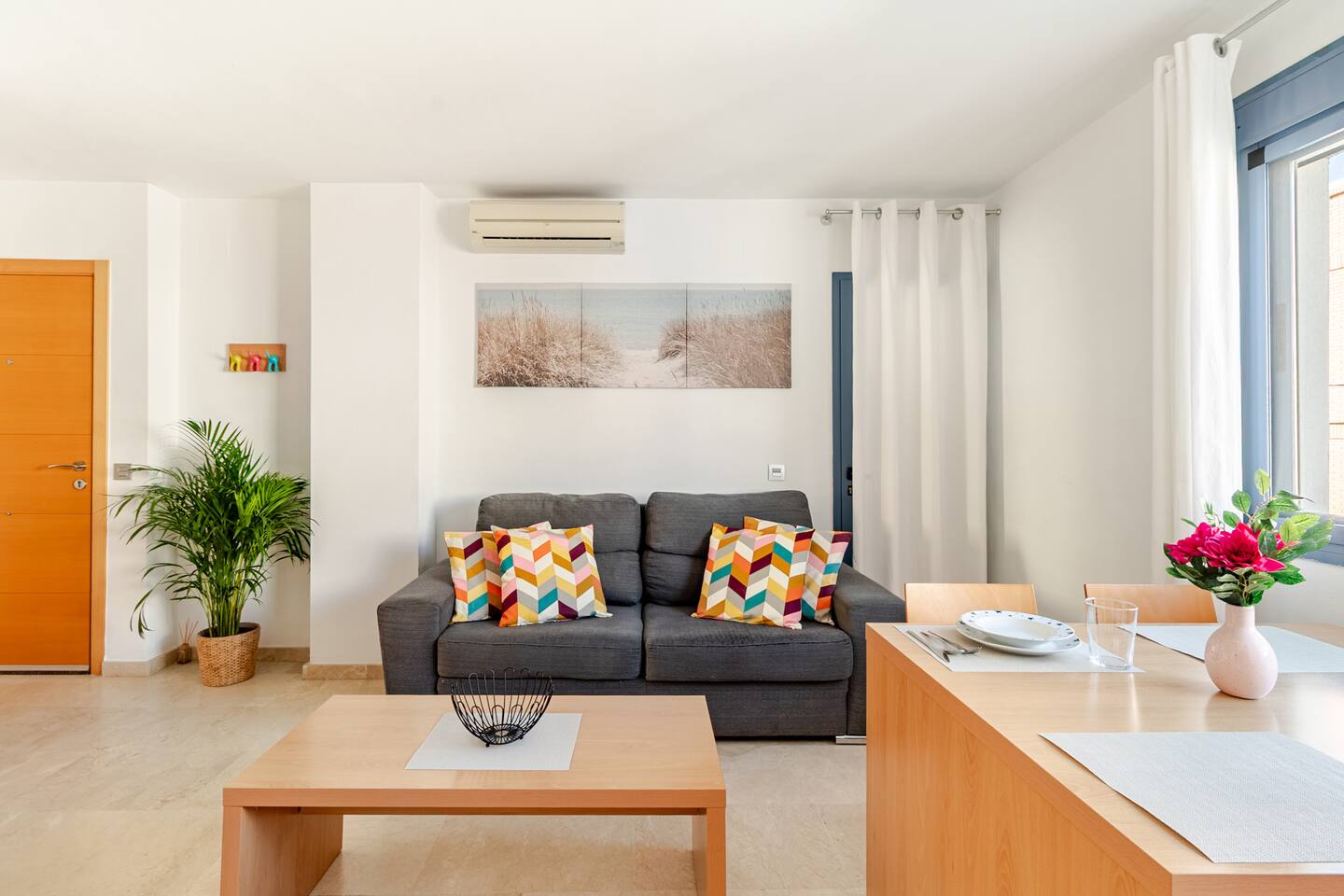 Apartments mit Straßenblick